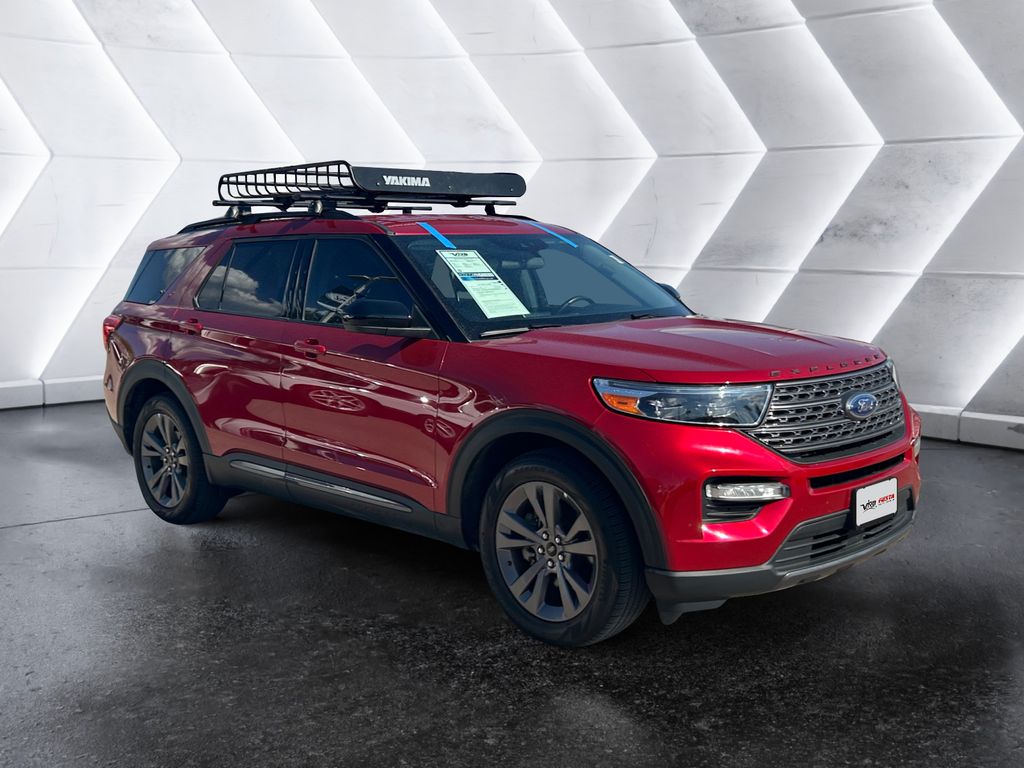2022 Ford Explorer XLT photo 3