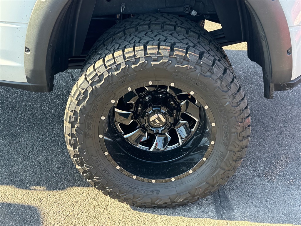 2024 Ram 3500 Laramie photo 9