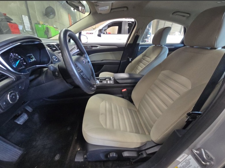 2018 Ford Fusion Hybrid S photo 15