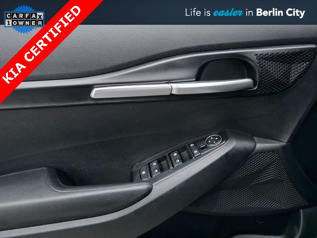 2023 Kia Seltos LX photo 18