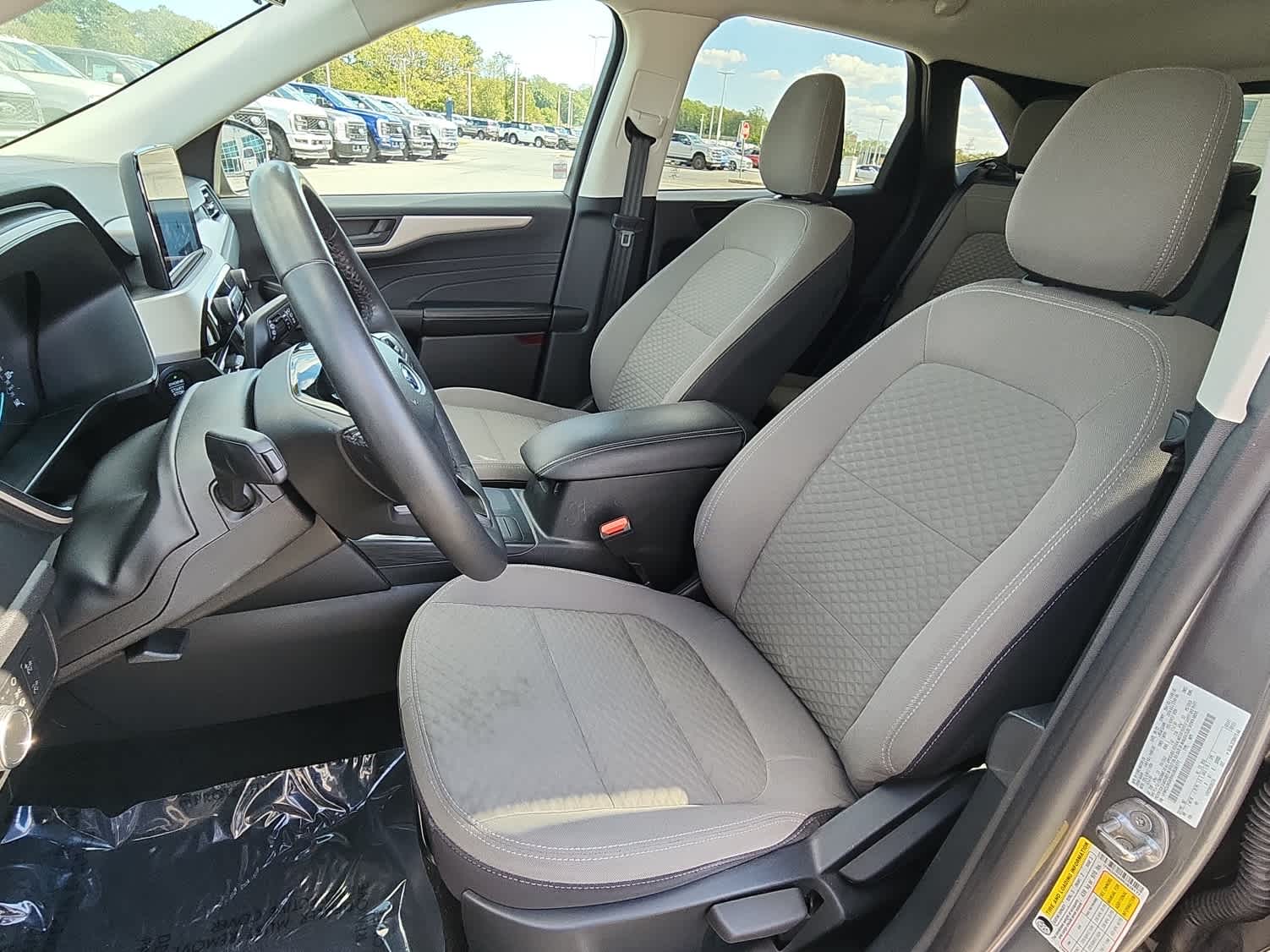 2022 Ford Escape SE photo 9