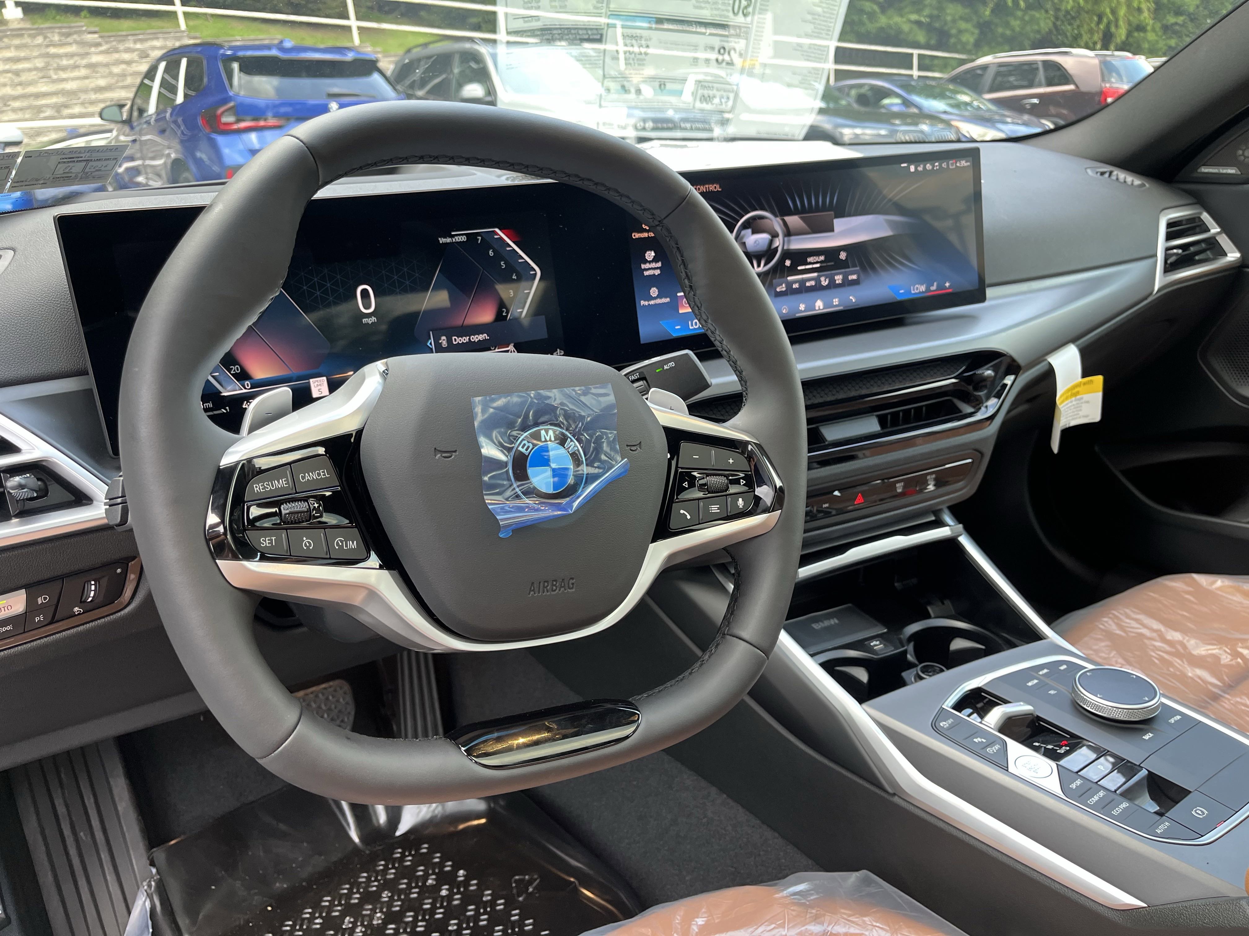 2025 Bmw 230i xDrive Coupe photo 3