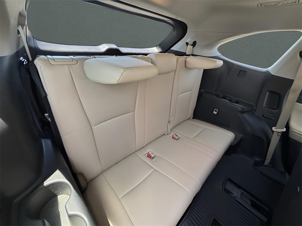2023 Toyota Highlander XLE photo 17