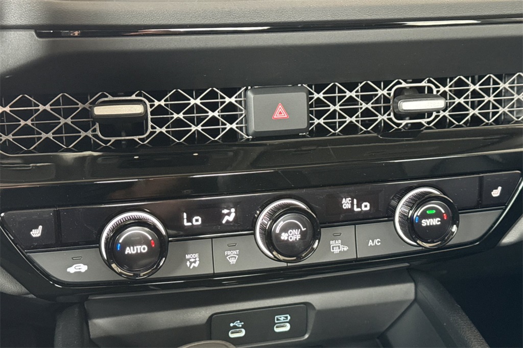 2025 Honda Accord Hybrid EX-L photo 15