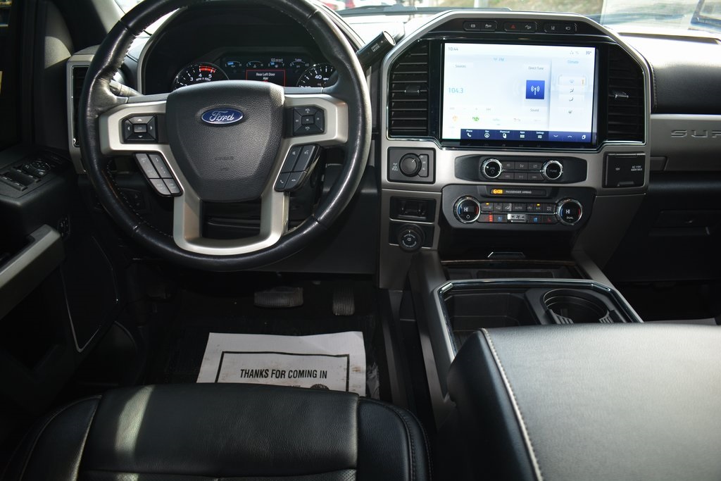 2022 Ford F-250 Lariat photo 3