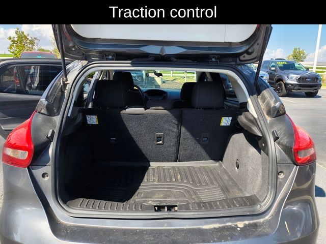 2018 Ford Focus SE photo 11