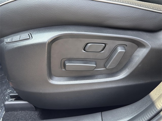 2025 Mazda CX-5 2.5 S Preferred photo 24