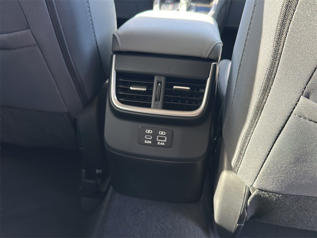 2023 Subaru Outback Premium photo 24