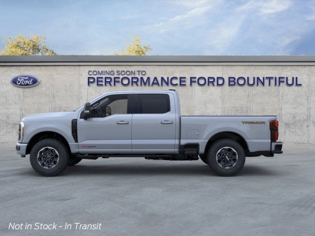2025 Ford F-350 Platinum photo 2