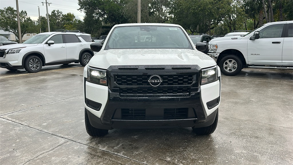 2026 Nissan Frontier SV photo 2