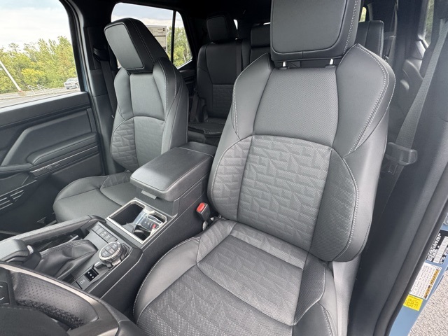 2025 Toyota 4Runner TRD Off-Road Premium photo 10
