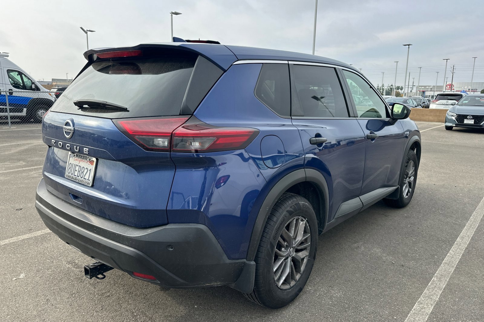 2021 Nissan Rogue S photo 2