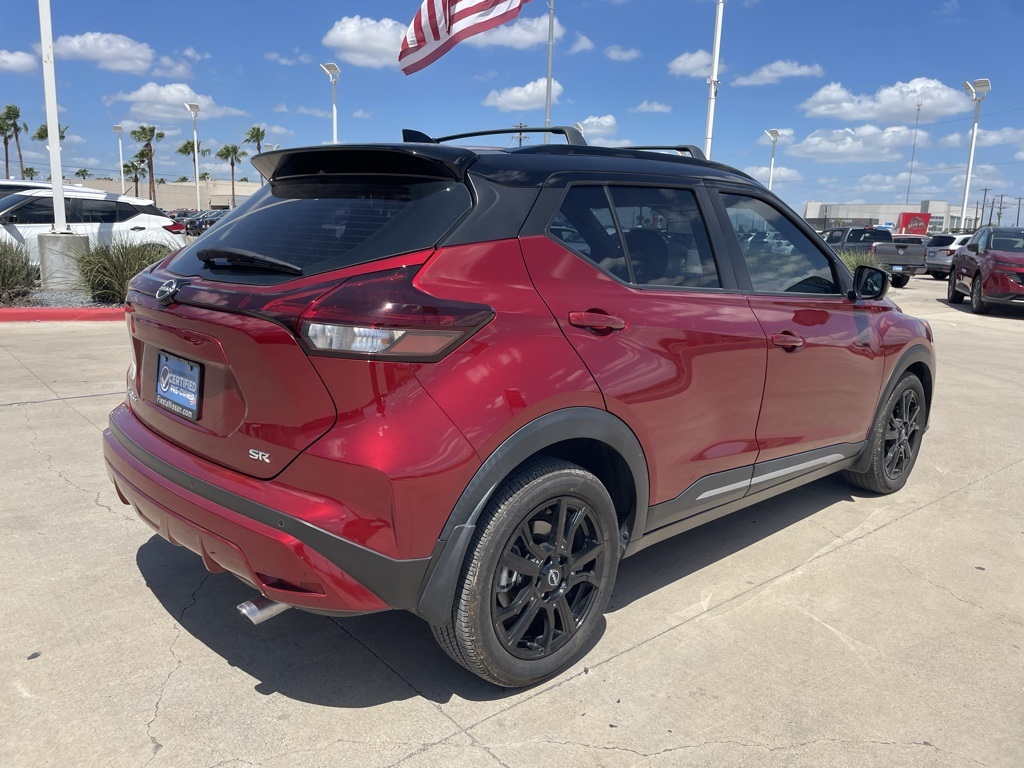 2024 Nissan Kicks SR photo 2