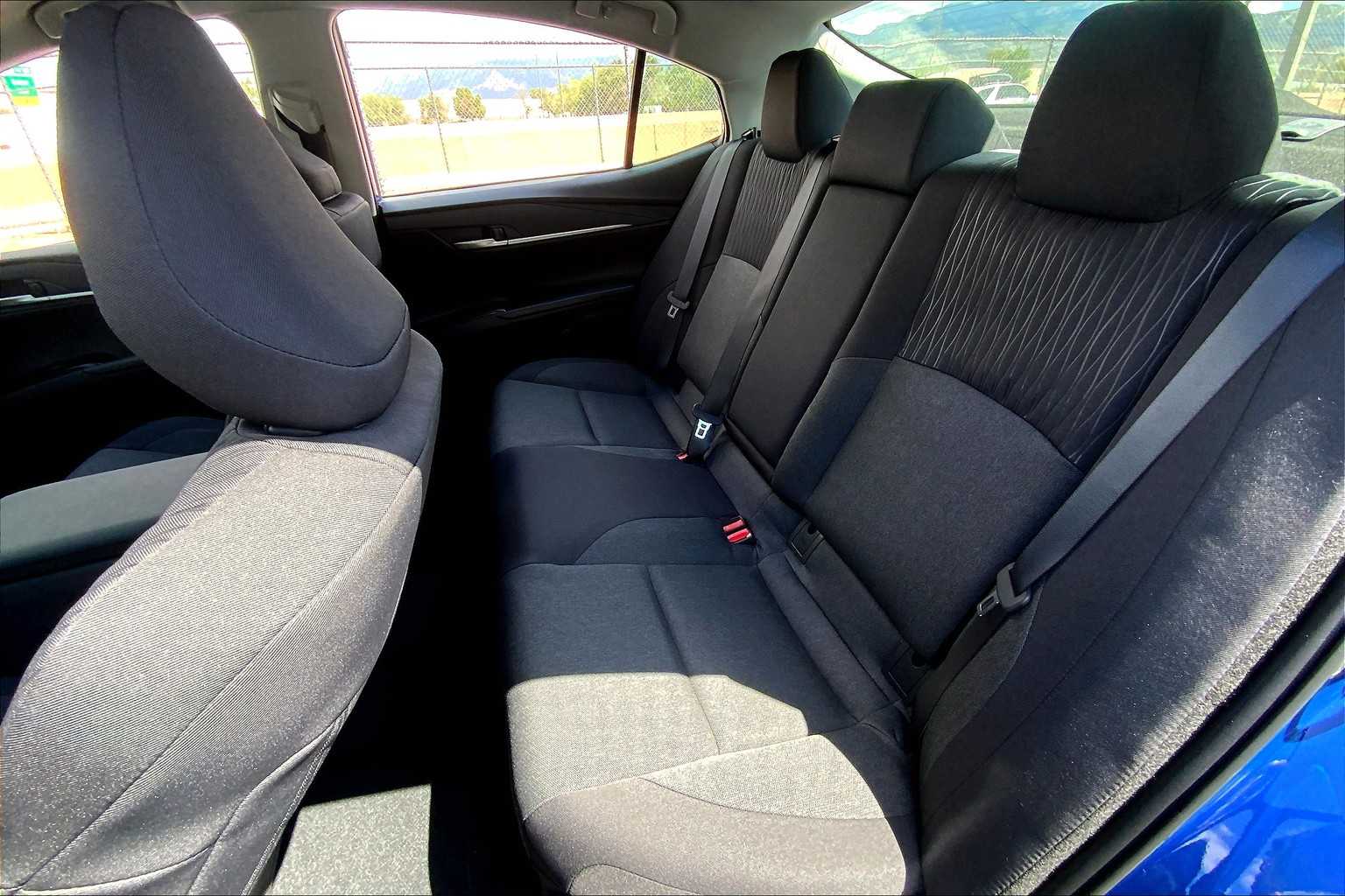 2025 Toyota Camry LE photo 18