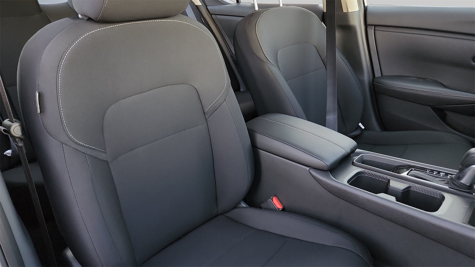 2024 Nissan Sentra S photo 26
