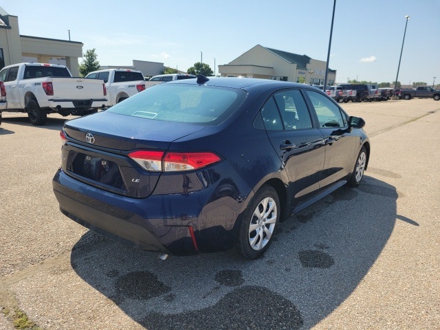 2024 Toyota Corolla LE photo 16