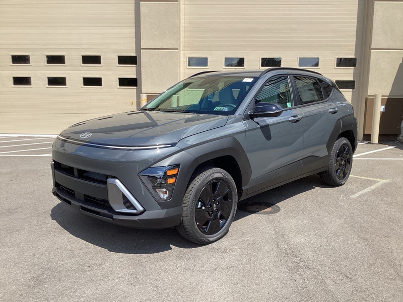 2026 Hyundai Kona SEL photo 2