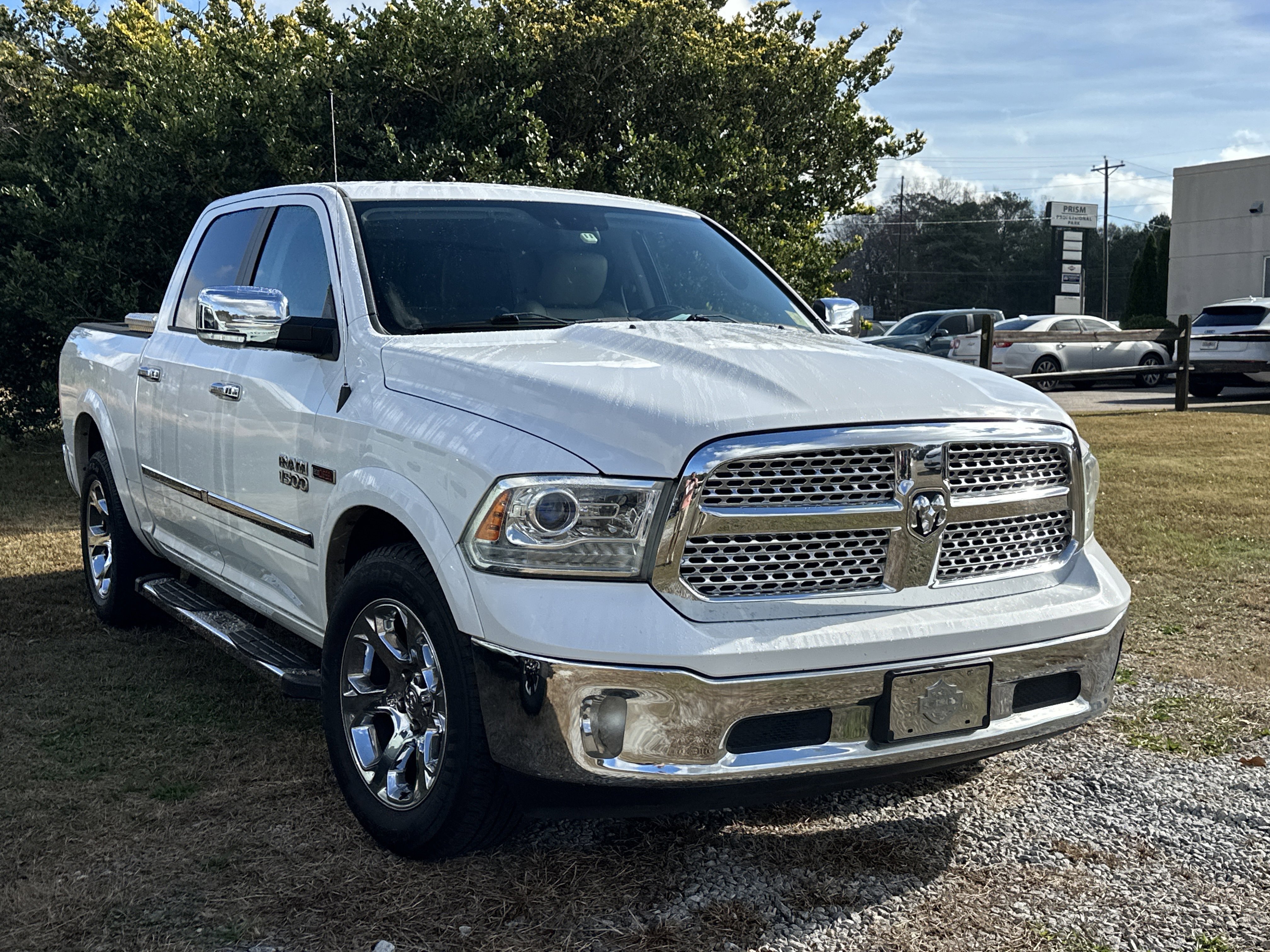 2016 RAM Ram 1500 Pickup Laramie's photo