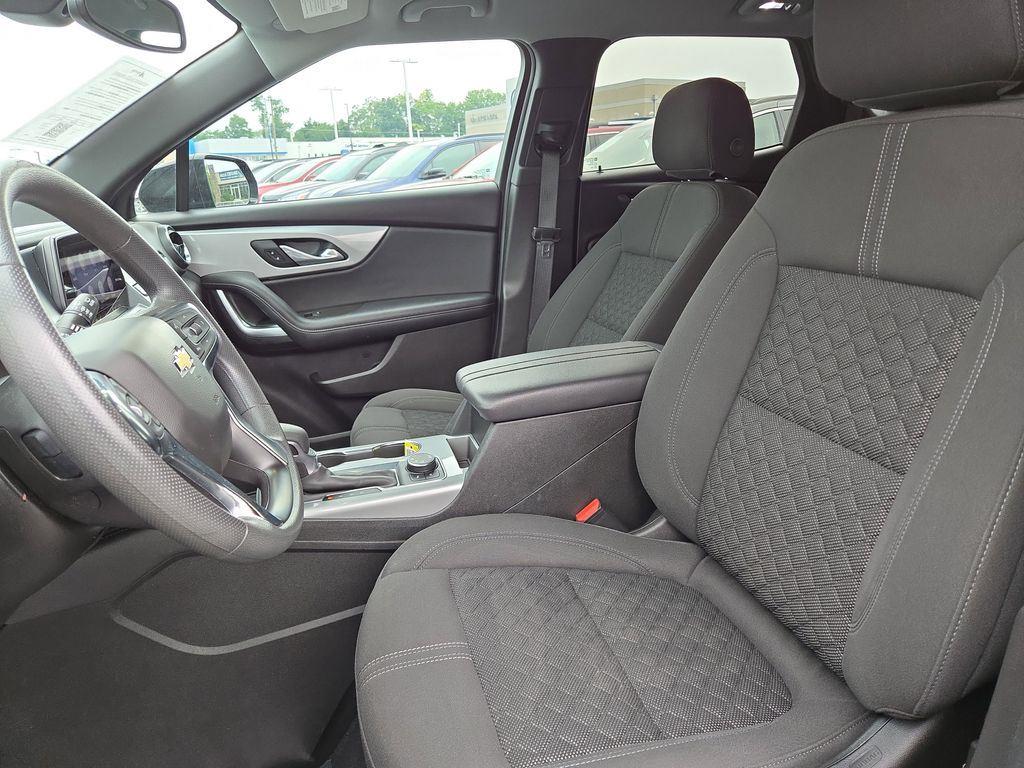 2022 Chevrolet Blazer 2LT photo 4