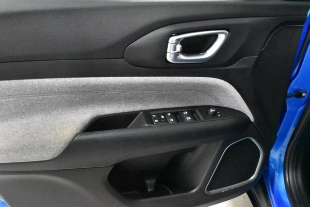 2022 Jeep Compass Latitude Lux Altitude photo 18