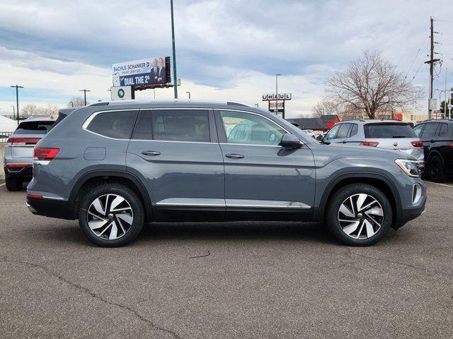 2025 Volkswagen Atlas SEL photo 2