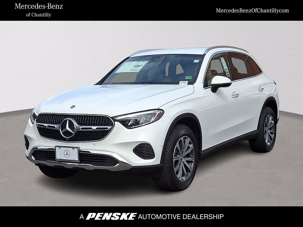 2025 Mercedes-Benz GLC Base's photo