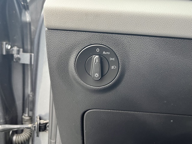 2022 Volkswagen Taos SE photo 28