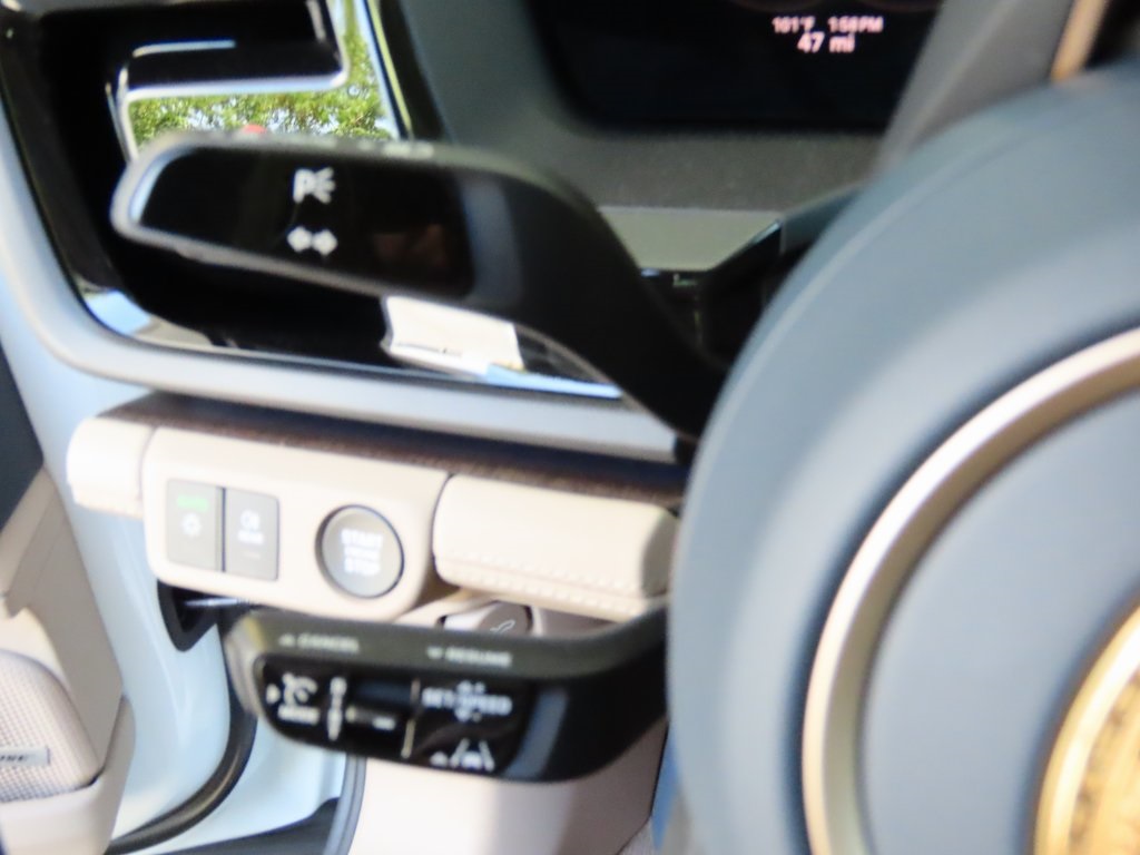 2024 Porsche Panamera 4 photo 40