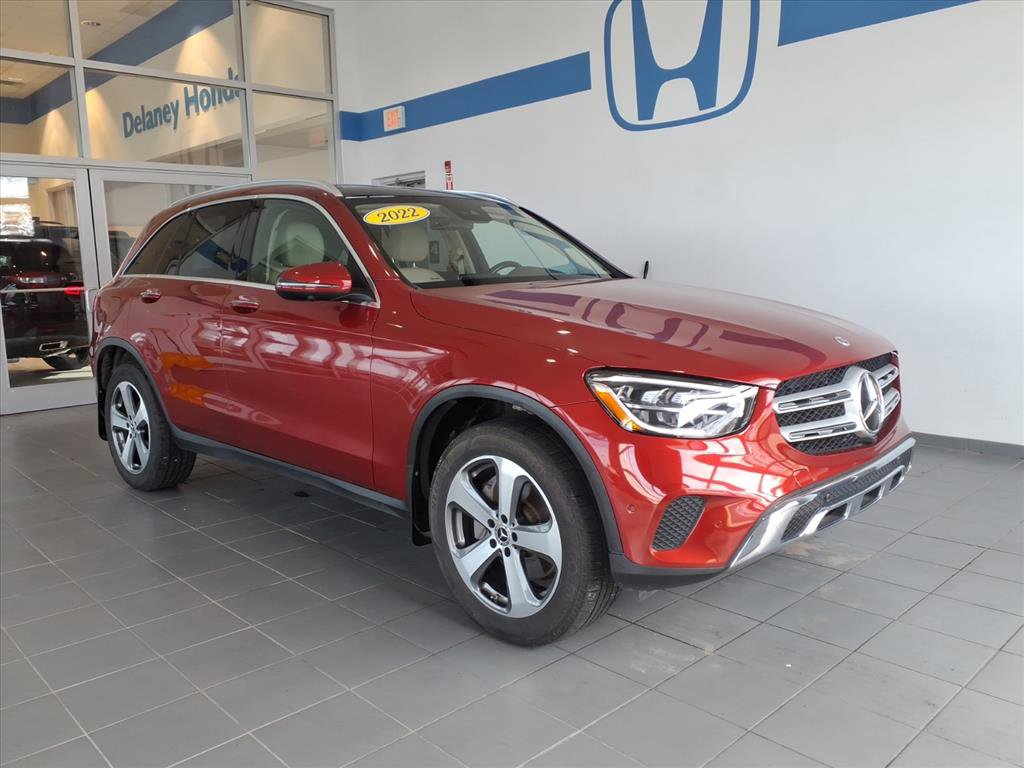 2022 Mercedes-Benz GLC GLC300's photo