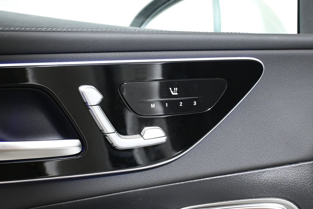 2025 Mercedes Benz GLC 300 4MATIC photo 20