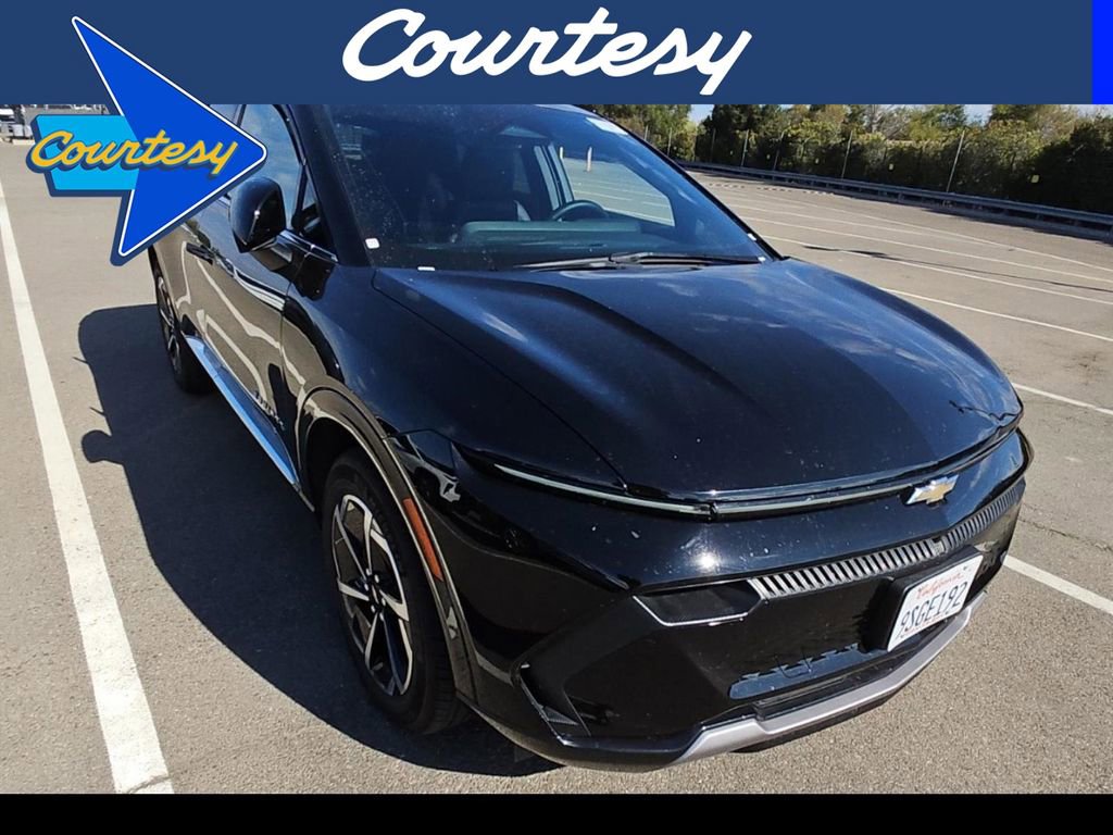 2025 Chevrolet Equinox EV LT's photo