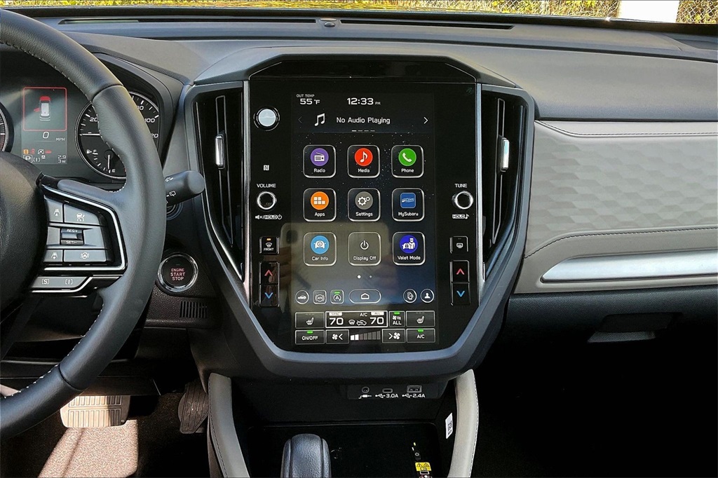 2026 Subaru Forester Premium photo 4