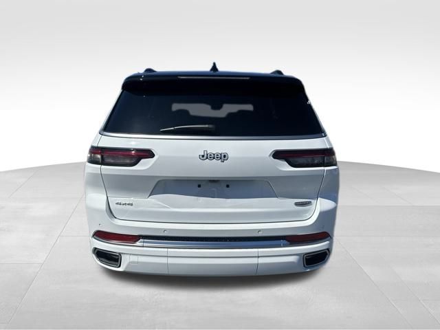 2025 Jeep Grand Cherokee L Summit photo 2