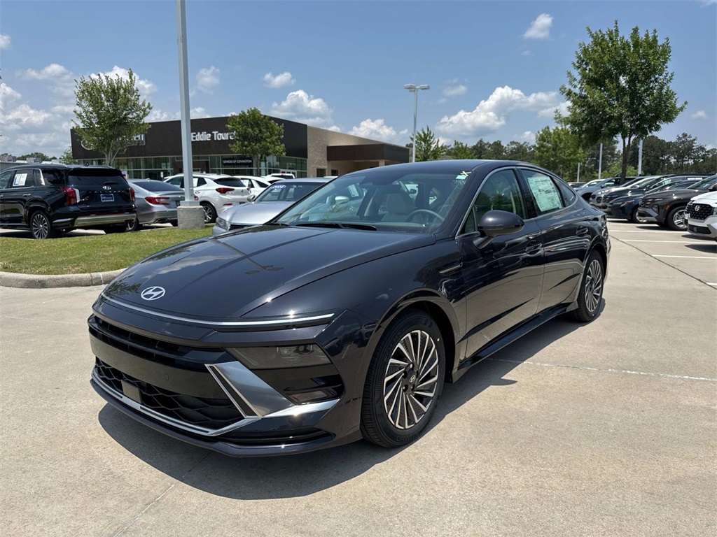 2025 Hyundai Sonata Hybrid SEL's photo