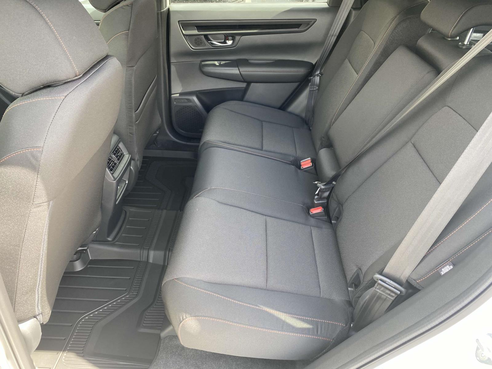 2026 Honda CR-V photo 3