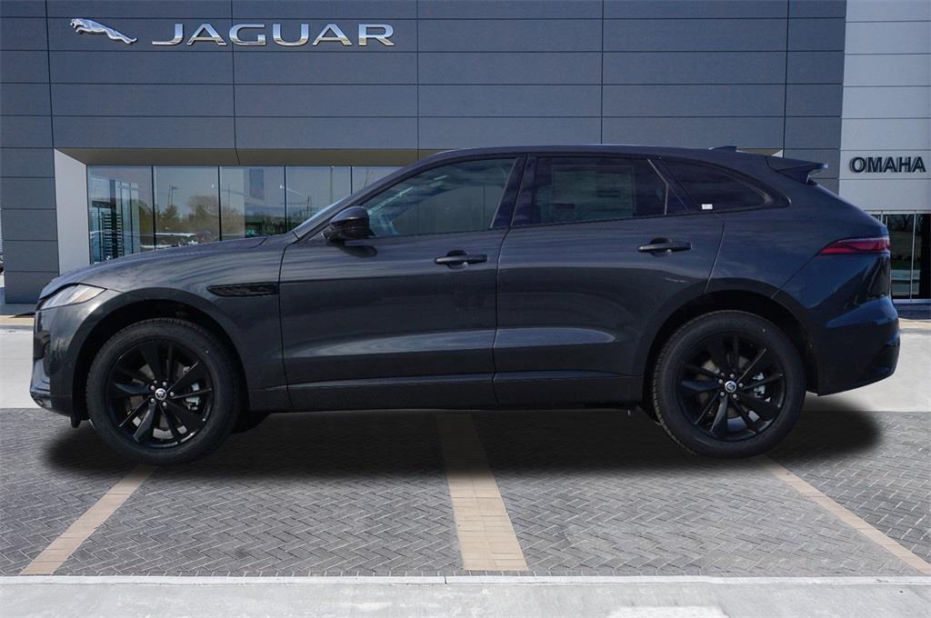 2025 Jaguar F-PACE R-Dynamic S photo 3