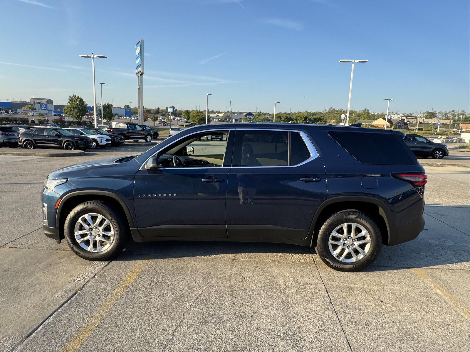 2022 Chevrolet Traverse LS photo 26