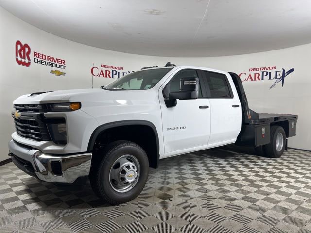 2025 Chevrolet Silverado 3500HD Work Truck photo 2