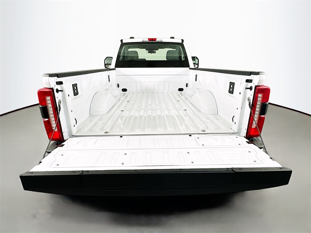 2025 Ford F-250 photo 21