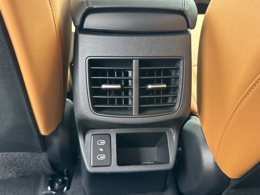2025 Kia Seltos EX photo 19