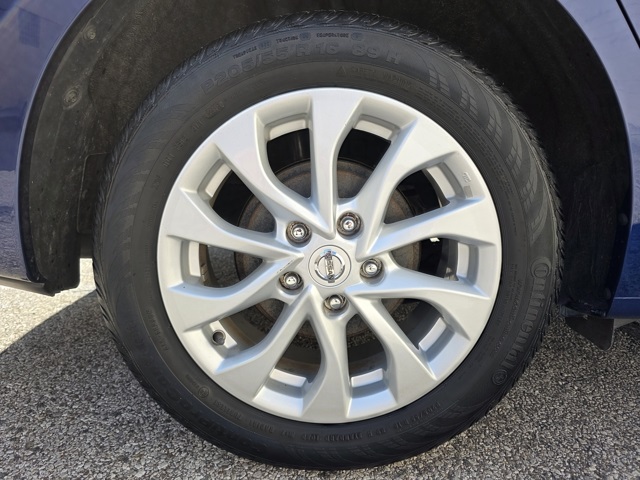 2019 Nissan Sentra SV photo 24