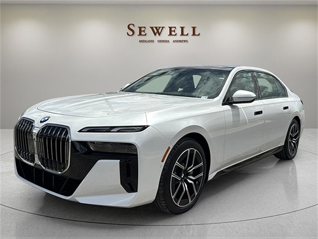 New 2025 White BMW 760i xDrive image 1