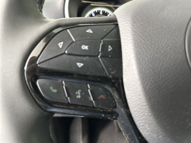 2023 Jeep Cherokee Altitude photo 19