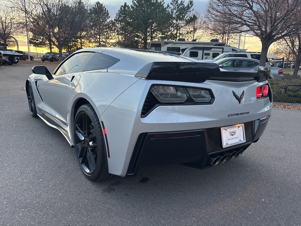 2019 Chevrolet Corvette Stingray 1LT photo 3
