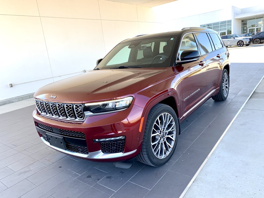 2023 Jeep Grand Cherokee L Summit Reserve's photo