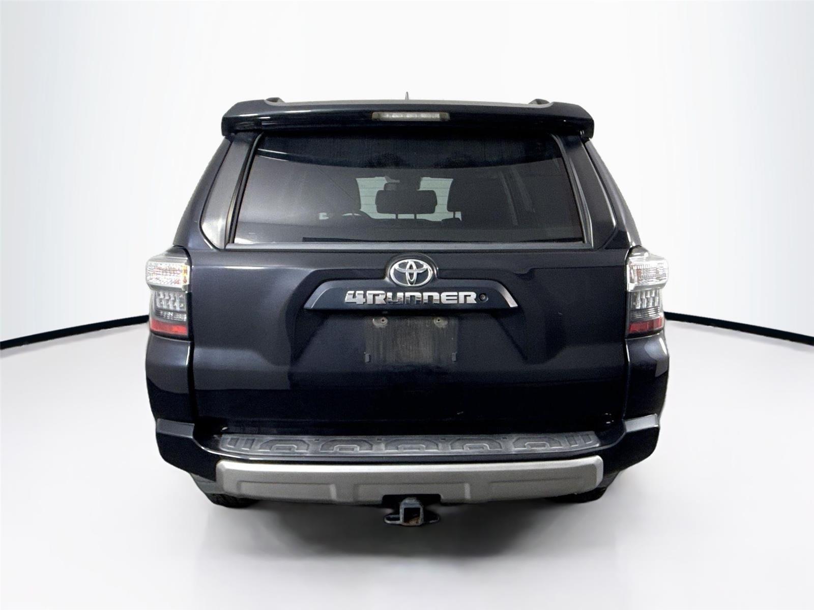 2020 Toyota 4Runner TRD photo 7
