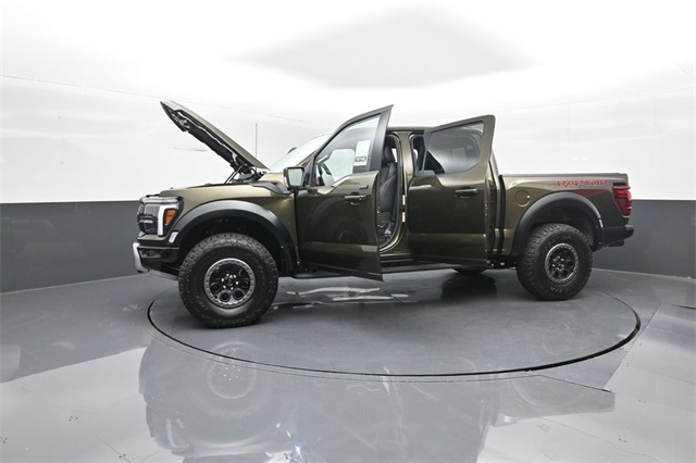2025 Ford F-150 Raptor photo 34