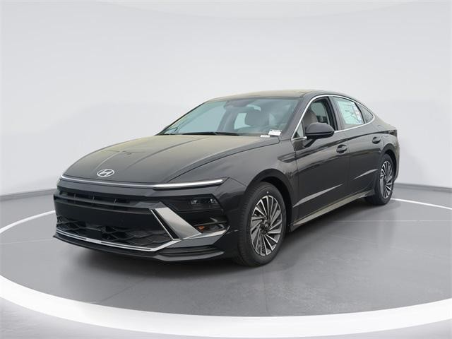 2025 Hyundai Sonata Hybrid