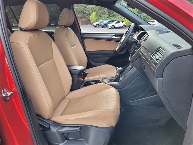 2024 Volkswagen Tiguan SE R-Line Black photo 15