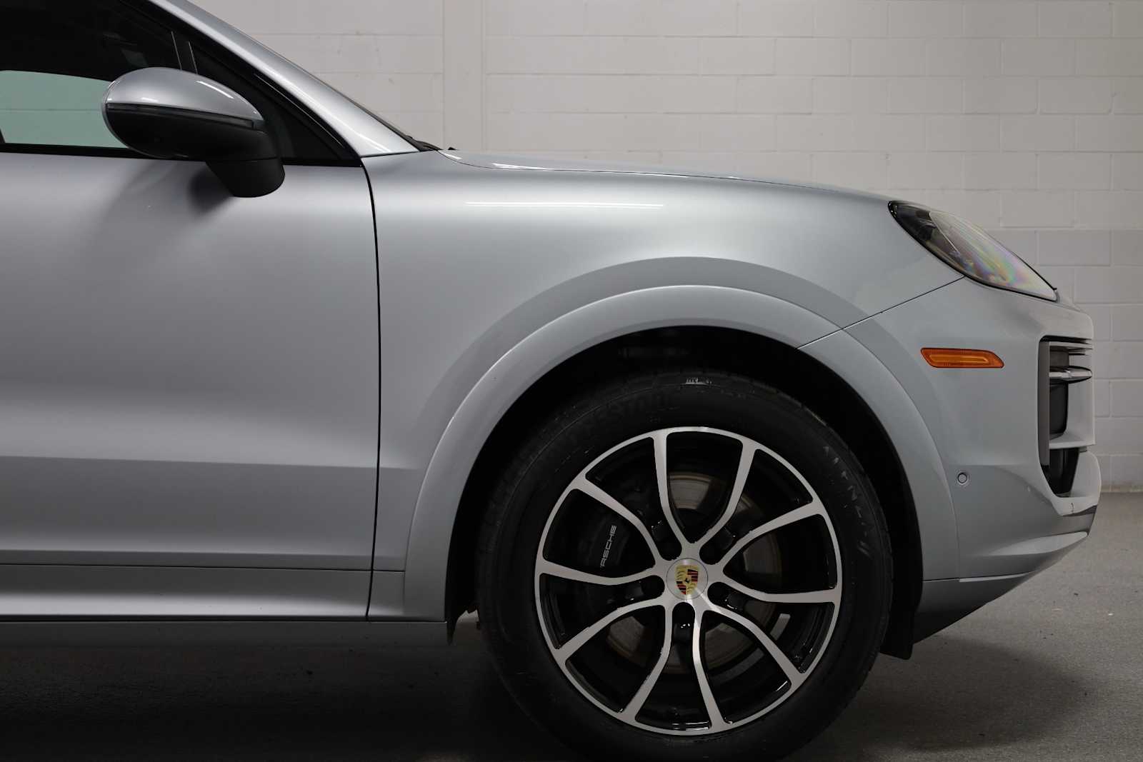 2024 Porsche Cayenne photo 10